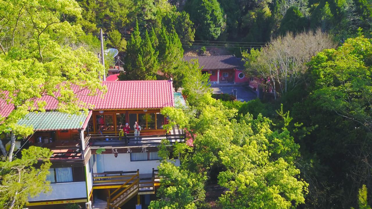 Hong Wa Cuo南投埔里紅瓦厝山居民宿 Экстерьер фото